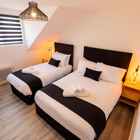 Contemporary 3Br Flat In Watford Apartamento Watford  Exterior foto