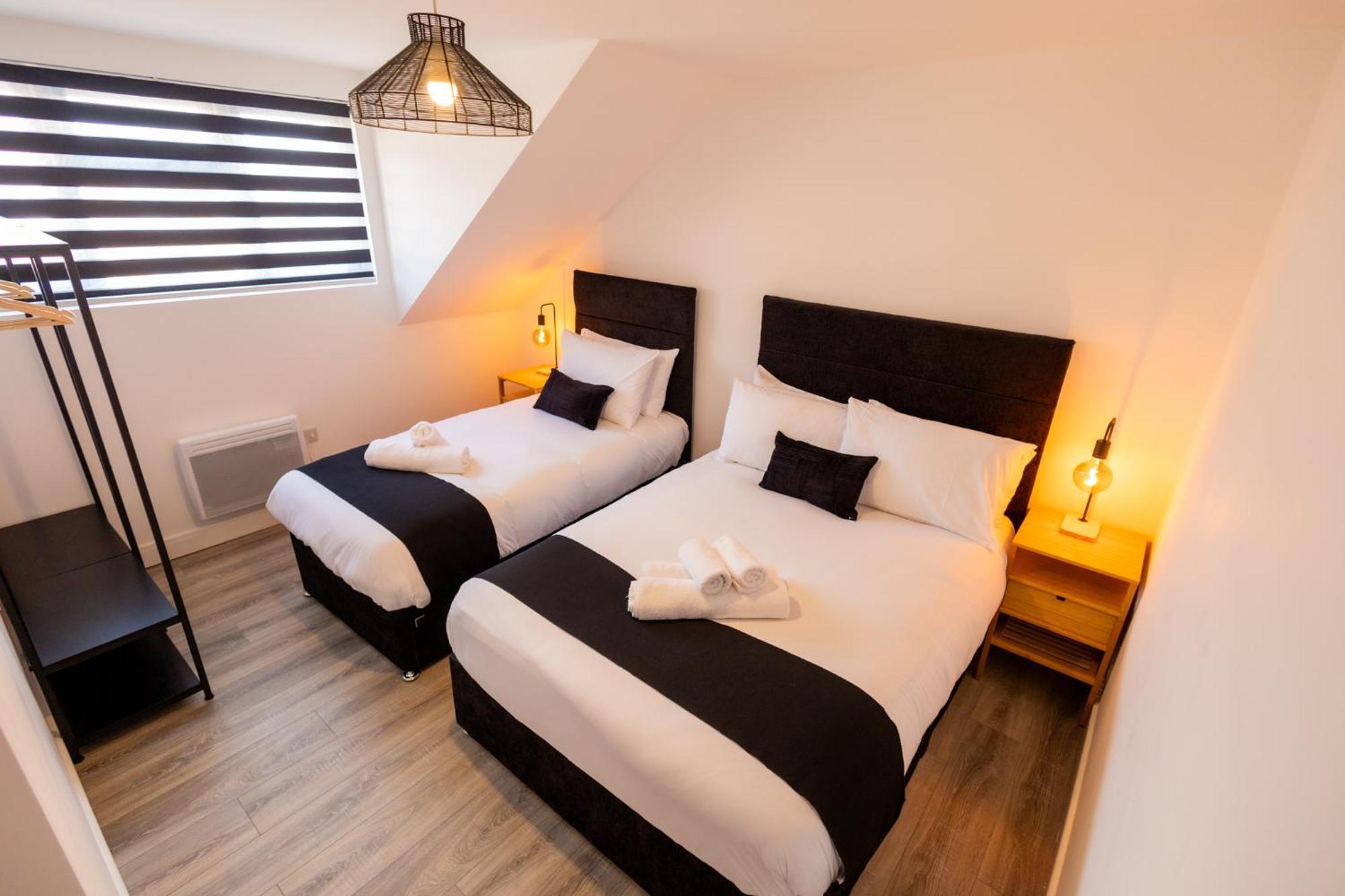 Contemporary 3Br Flat In Watford Apartamento Watford  Exterior foto