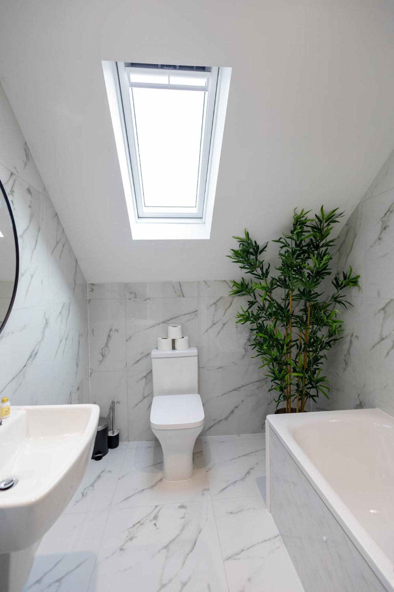 Contemporary 3Br Flat In Watford Apartamento Watford  Exterior foto