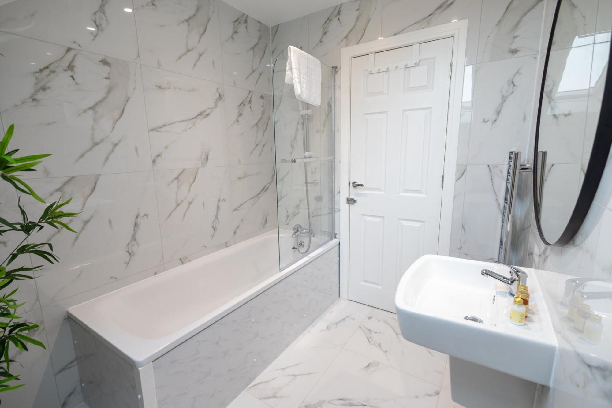 Contemporary 3Br Flat In Watford Apartamento Watford  Exterior foto